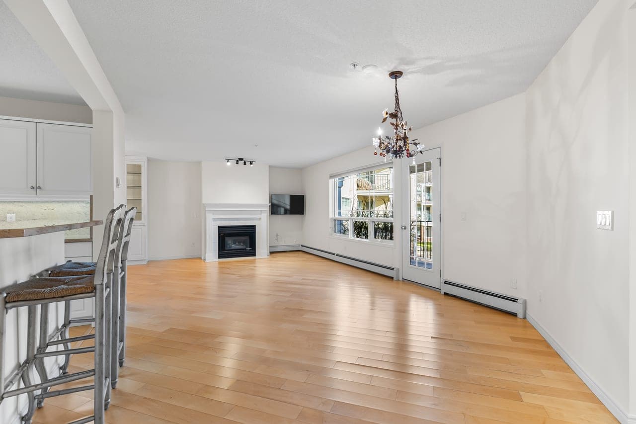 206 - 2144 Paliswood Road Southwest