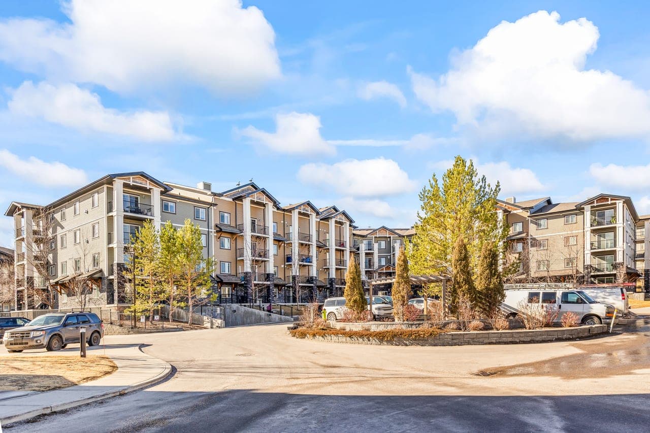 2303-175 Panatella Hill NW