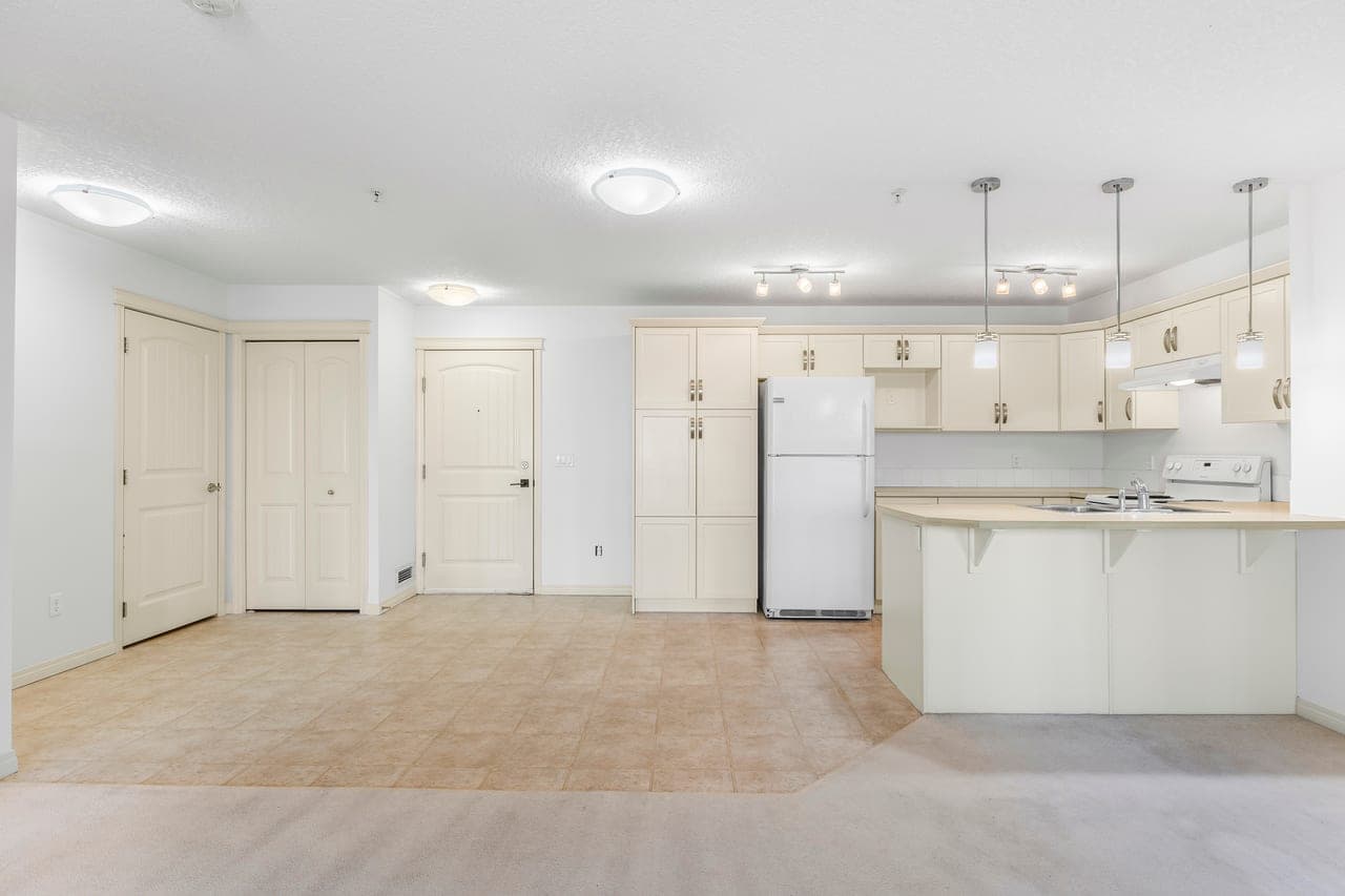 2303-175 Panatella Hill NW