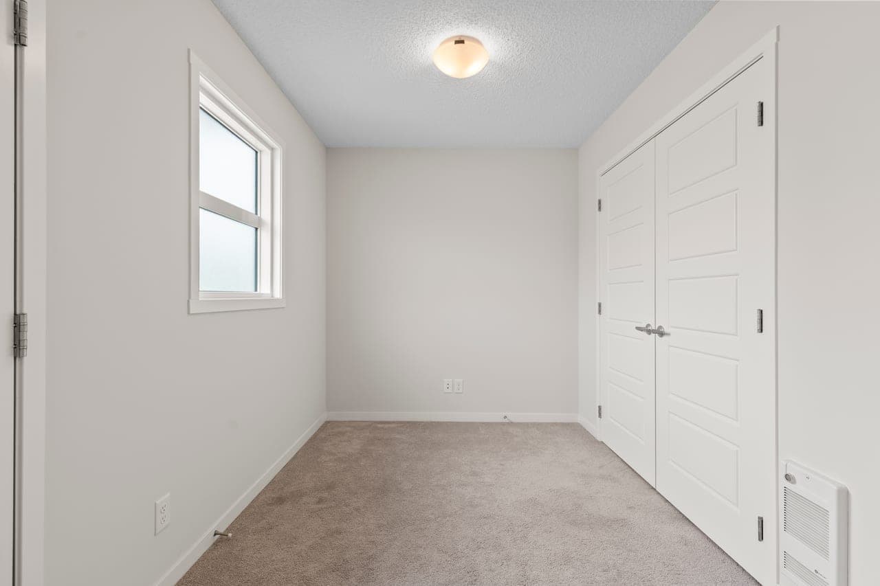 322 Harvest Hills Way Northeast