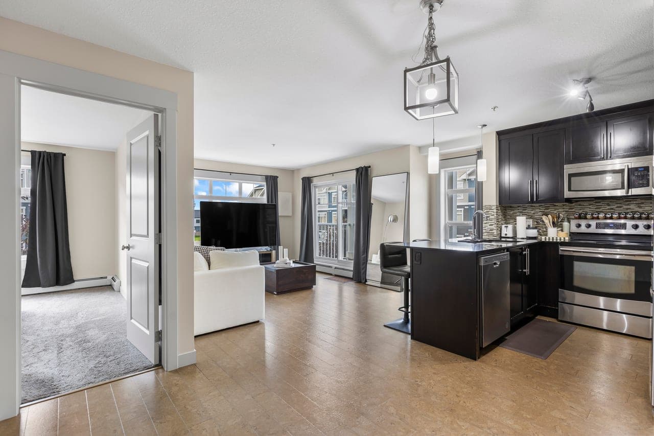 3308-155 Skyview Rnch Wy NE