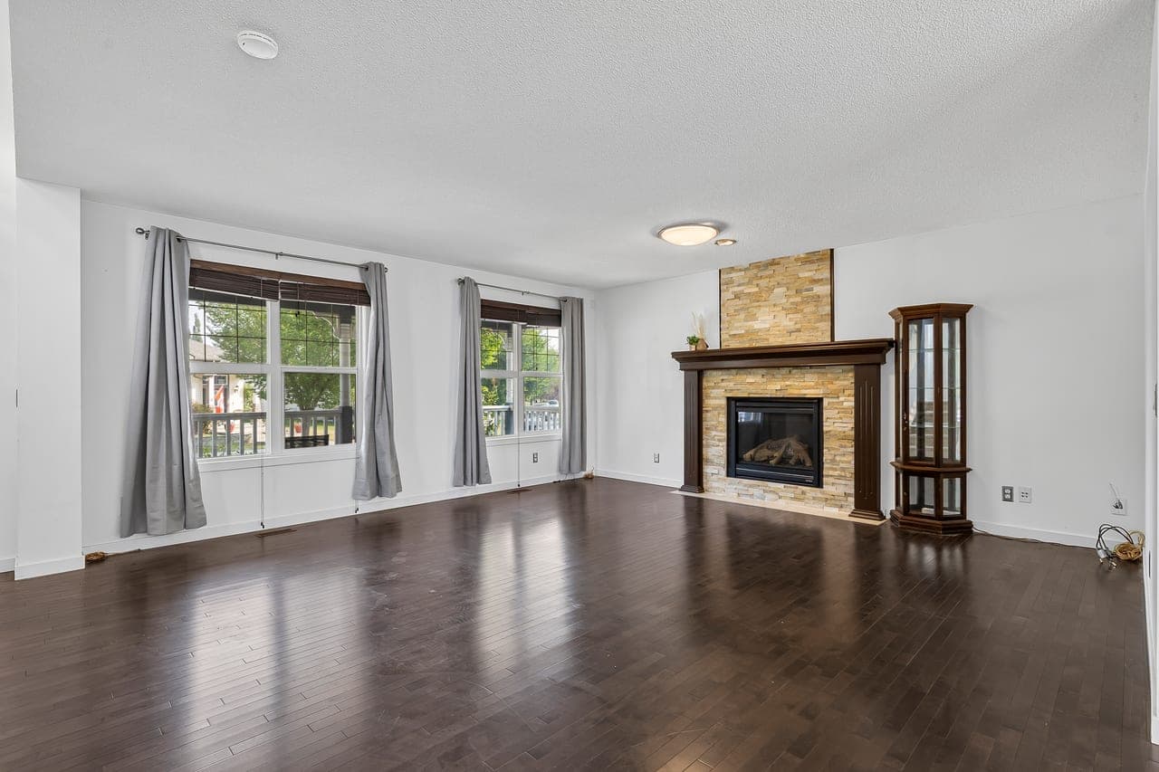 813 Prestwick Circle Southeast