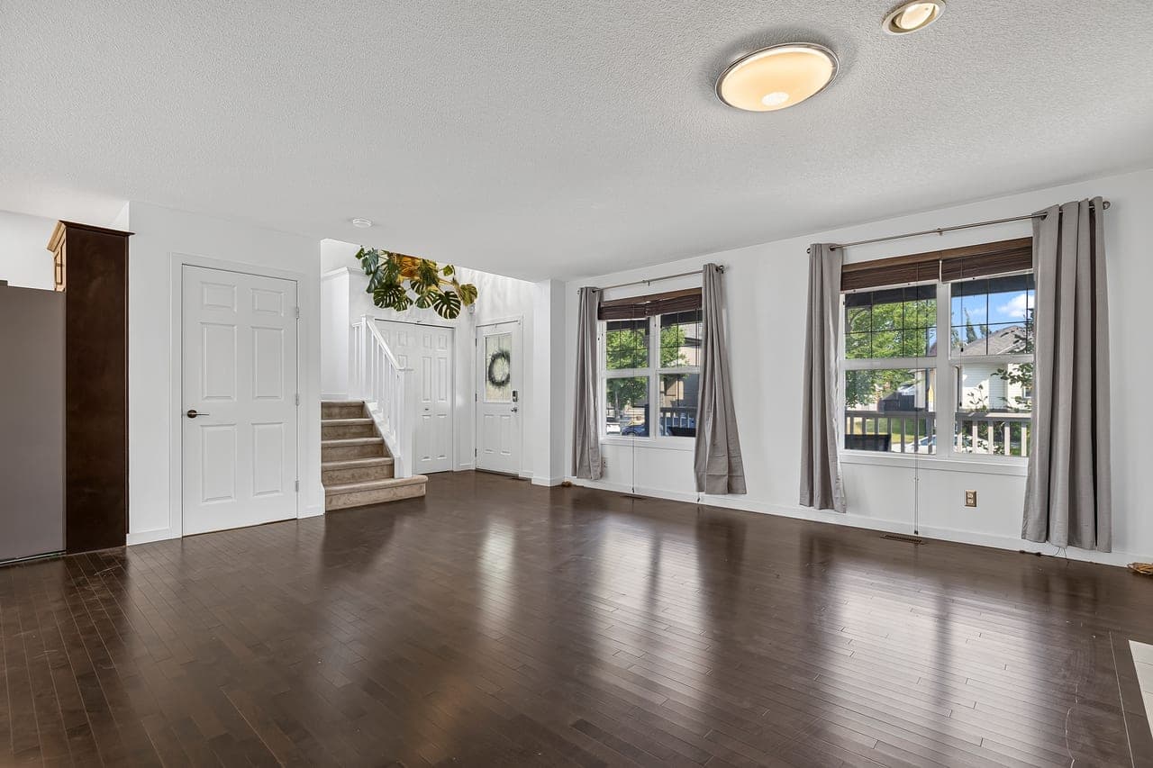 813 Prestwick Circle Southeast