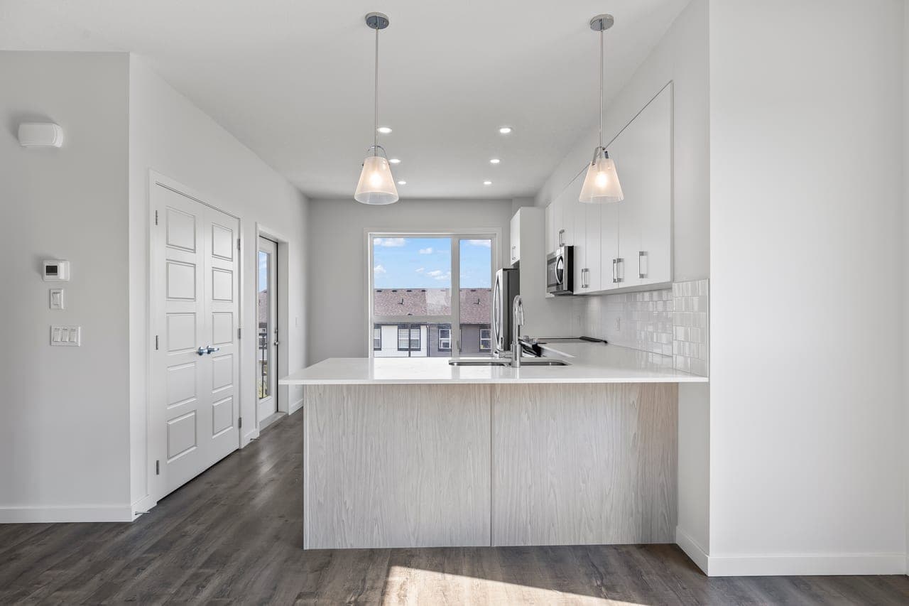 30 Evanscrest Manor Northwest