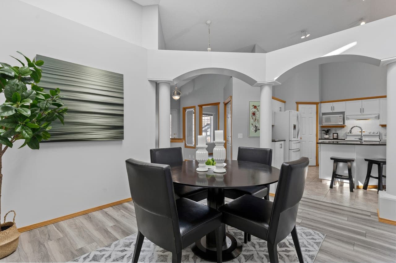 26 Chaparral Close Southeast