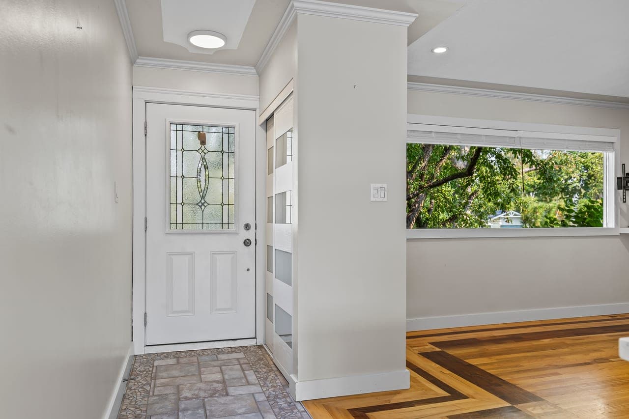 127 Fredson Drive Southeast